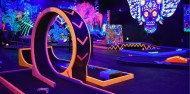 Putt'n'Glow Mini Golf - Thrillzone image 5