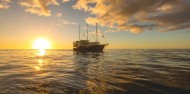 Milford Sound Overnight Cruise - Mariner image 1