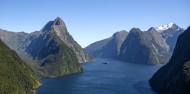 Helicopter Flight - Milford Sound Explorer image 5