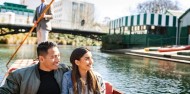 Punting on the Avon River image 3