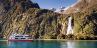 Milford Sound Boat Cruise & Underwater Observatory image 1