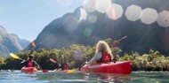 Kayaking - Milford Sound Cruise & Kayak image 7