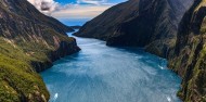 Helicopter Flight - Milford Sound Explorer image 3
