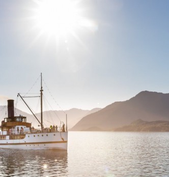 Boat Tours in Queenstown