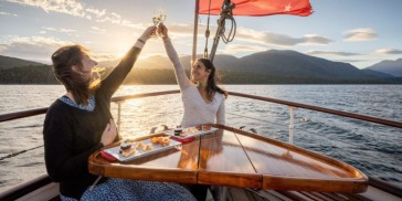 Evening Champagne Lake Cruise - Everything New Zealand