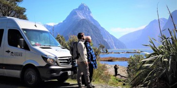 Small Group Milford Sound Coach & Cruise from Te Anau - Everything New Zealand