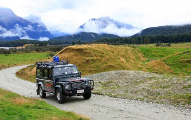 Four Wheel Drive - Glenorchy Lord of the Rings Tour