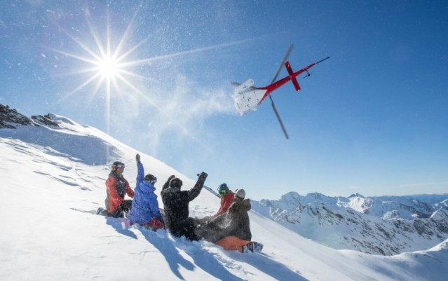 Heli Skiing - Harris Mountains Heliski 10 Runs
