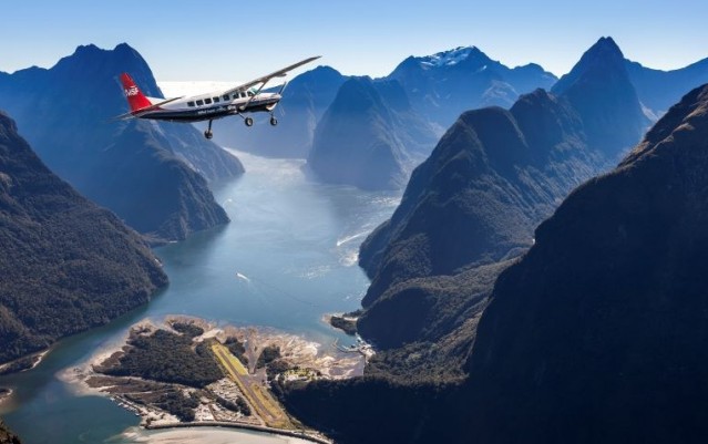 Milford Sound Scenic Flight - MSSF