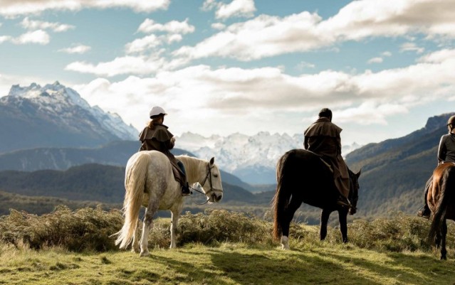 Horse Riding - High Country Horses