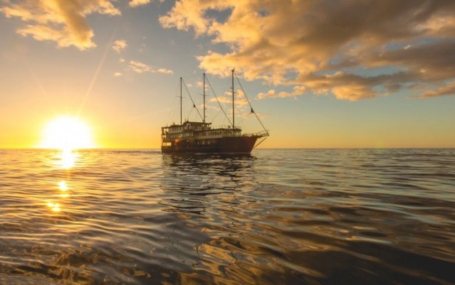 Milford Sound Overnight Cruise - Mariner