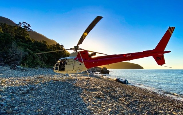 Helicopter Flight - Milford Extended