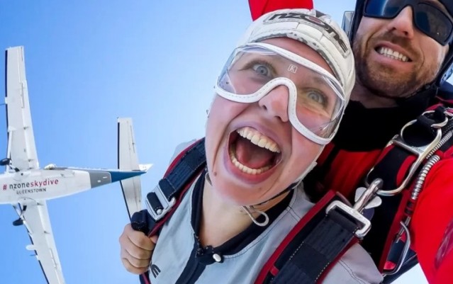 Skydiving - 9000ft Nzone Skydive