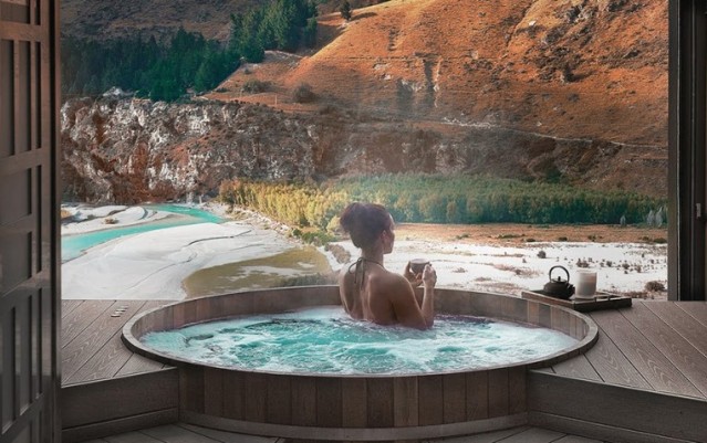 Hot Pools - Onsen