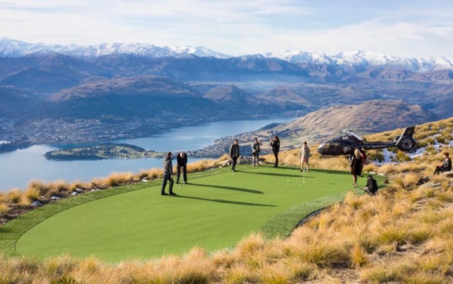 Helicopter Golf - Over The Top