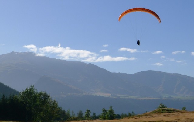 Paragliding - Skytrek Summer Paragliding