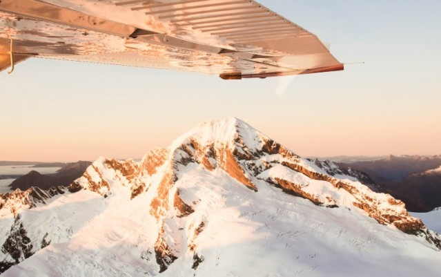 Scenic Flight - Sunrise Mt Aspiring & The Glaciers