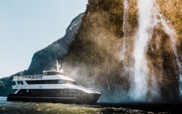 Milford Sound Overnight Cruise - Fiordland Discovery