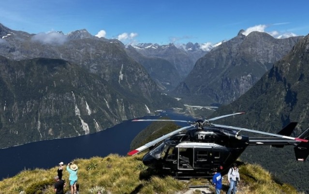 Helicopter Flight - Milford Sound Express