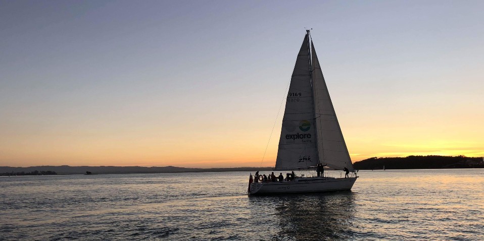 Sailing - Harbour Dinner Cruise