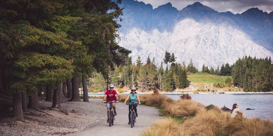 self guided bike tour queenstown