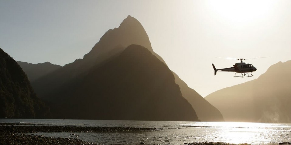 Helicopter Flight - Milford Sound Highlights