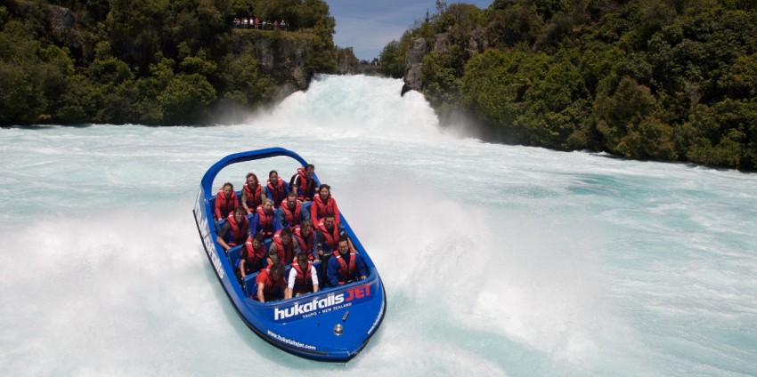 u boat new zealand huka falls jet jet boat taupo everything new zealand u boat new zealand huka falls jet jet boat taupo everything new zealand